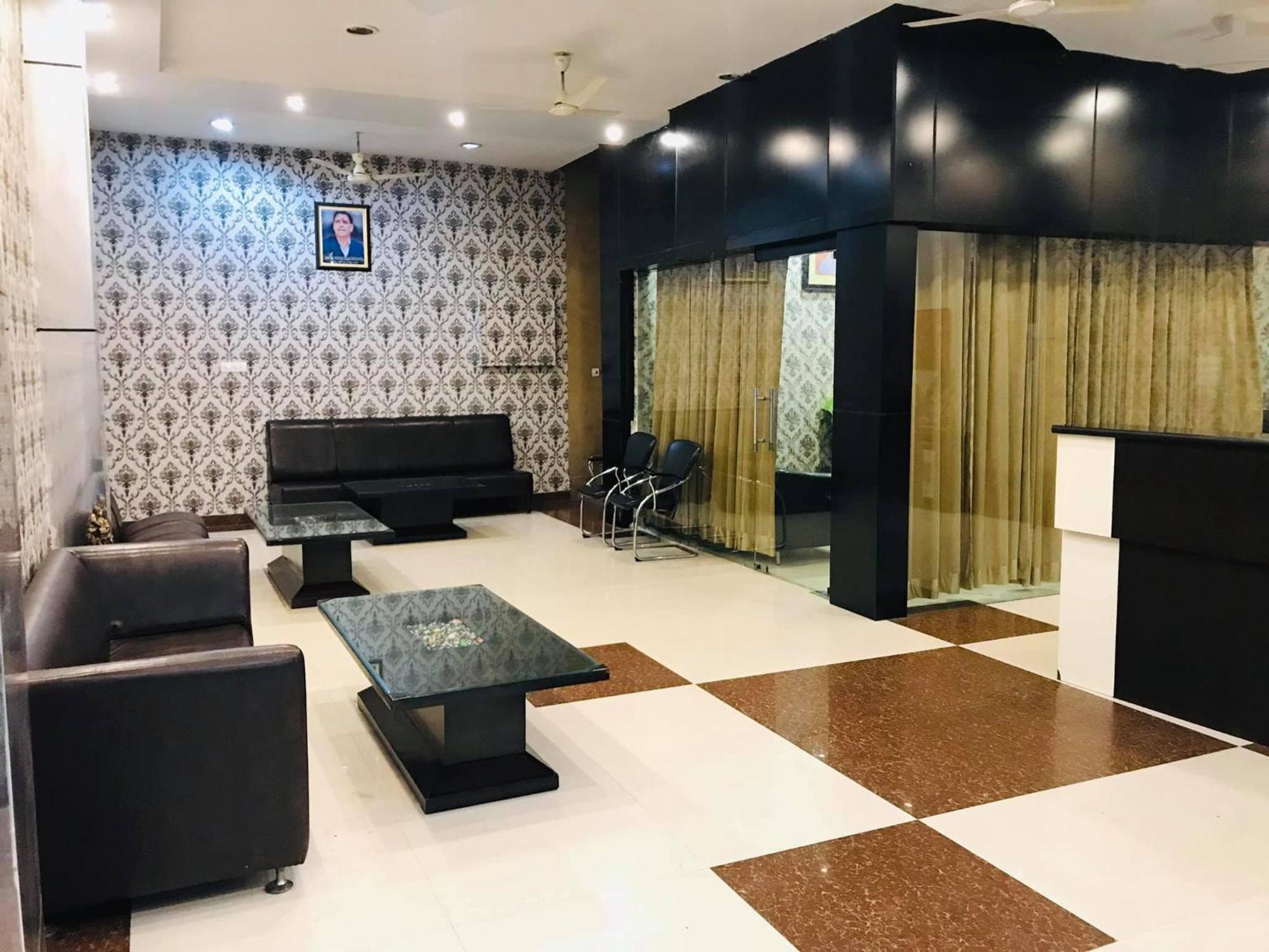 Dalamwala Hotel Jind Ngoại thất bức ảnh